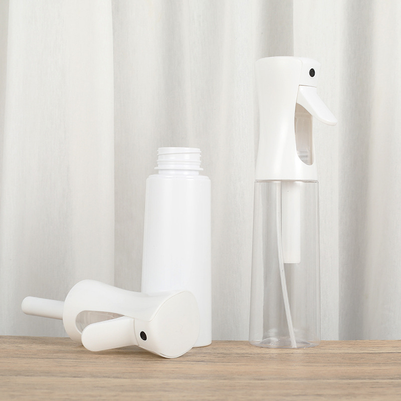 Image of 500ML Ultra-Fine Mist Continuous Spray Bottle
