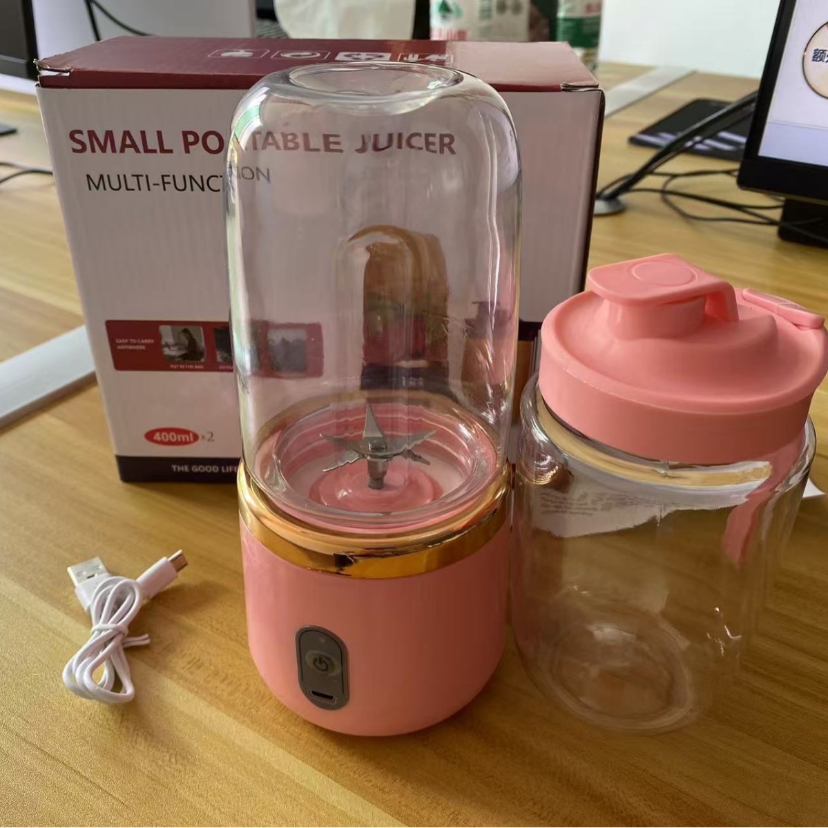 Image of Multifunctional Portable Electric Fruit Juicer 